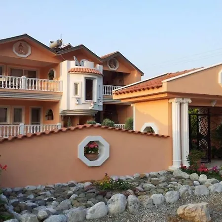 Dalyan Palace *